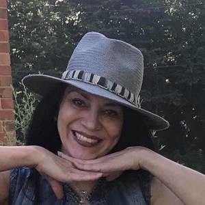 Meet your Posher, Joy